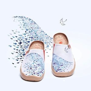 NWT UIN Women’s Comfortable Slipper/Pacific Time/US6.5